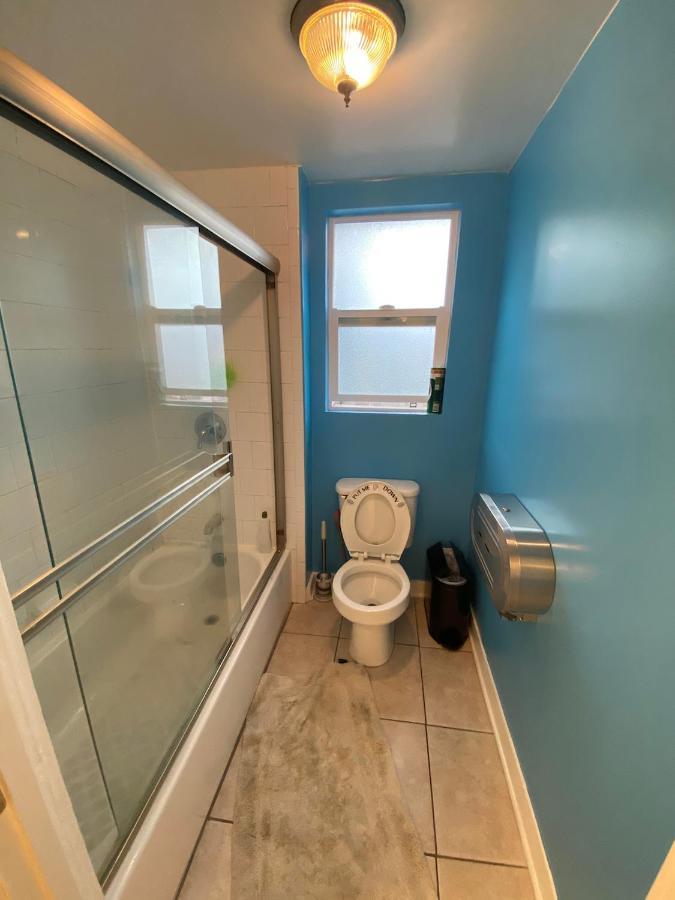 Small Private La Bedroom W Wifi - Private Fridge - Ac Near Usc - Exposition Park - Usc Memorial Coliseum - Banc Of California Bmo Stadium - Downtown Los Angeles Dtla - University Of Southern California Usc!!! Zewnętrze zdjęcie