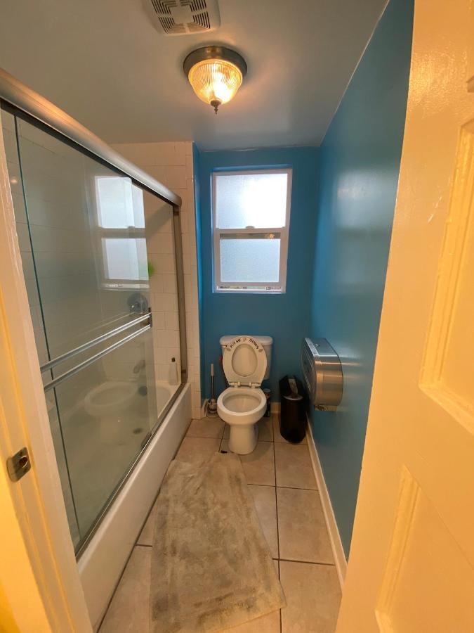 Small Private La Bedroom W Wifi - Private Fridge - Ac Near Usc - Exposition Park - Usc Memorial Coliseum - Banc Of California Bmo Stadium - Downtown Los Angeles Dtla - University Of Southern California Usc!!! Zewnętrze zdjęcie
