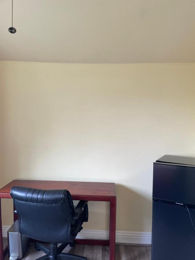 Small Private La Bedroom W Wifi - Private Fridge - Ac Near Usc - Exposition Park - Usc Memorial Coliseum - Banc Of California Bmo Stadium - Downtown Los Angeles Dtla - University Of Southern California Usc!!! Zewnętrze zdjęcie