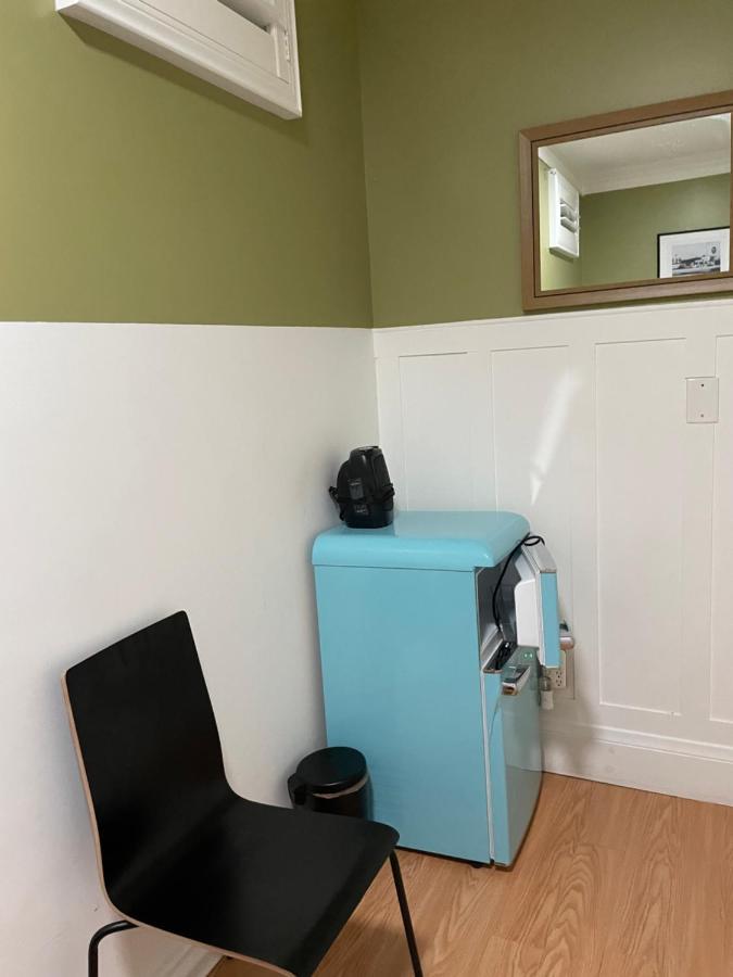 Small Private La Bedroom W Wifi - Private Fridge - Ac Near Usc - Exposition Park - Usc Memorial Coliseum - Banc Of California Bmo Stadium - Downtown Los Angeles Dtla - University Of Southern California Usc!!! Zewnętrze zdjęcie