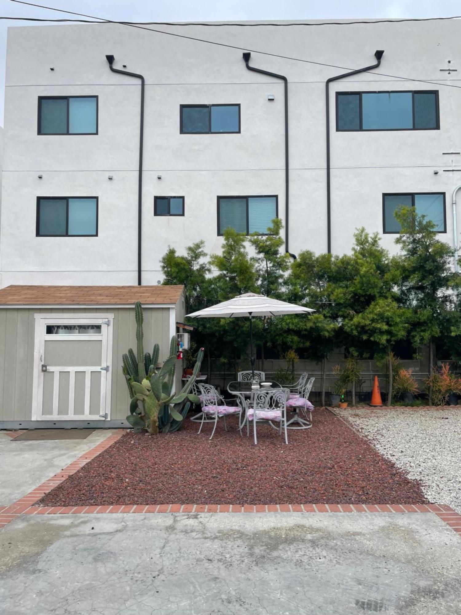 Small Private La Bedroom W Wifi - Private Fridge - Ac Near Usc - Exposition Park - Usc Memorial Coliseum - Banc Of California Bmo Stadium - Downtown Los Angeles Dtla - University Of Southern California Usc!!! Zewnętrze zdjęcie